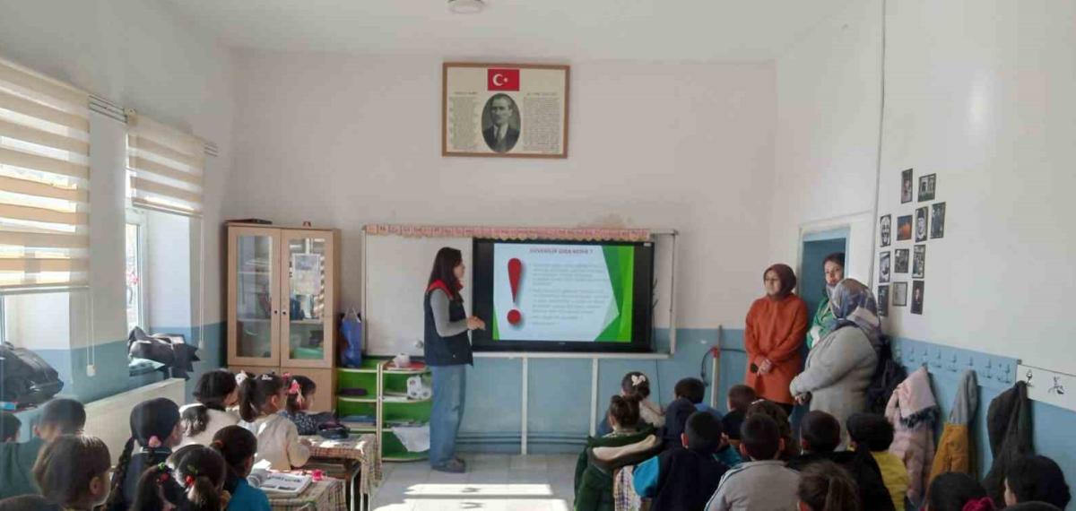 Kars’ta Öğrencilere Gıda Güvenilirliği ve İsrafla Mücadele Eğitimi