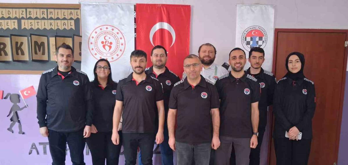 Kars’ta Yeşilay Haftası’na Özel Satranç Turnuvası Yoğun İlgi Gördü