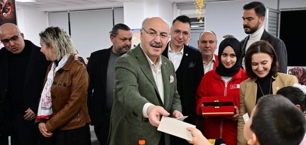 Kızılay 450 Çocuğu Gönül Sofrasında Buluşturdu