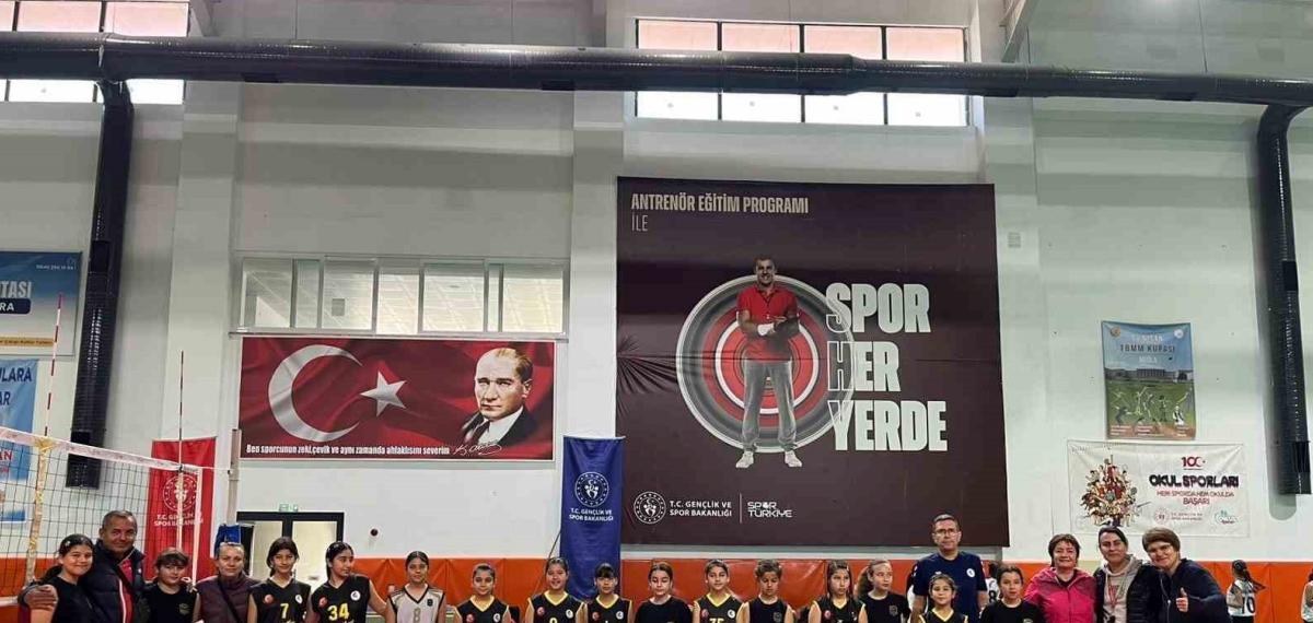 Köyceğiz’de Voleybol Coşkusu, 150 Sporcu Aynı Sahada Buluştu