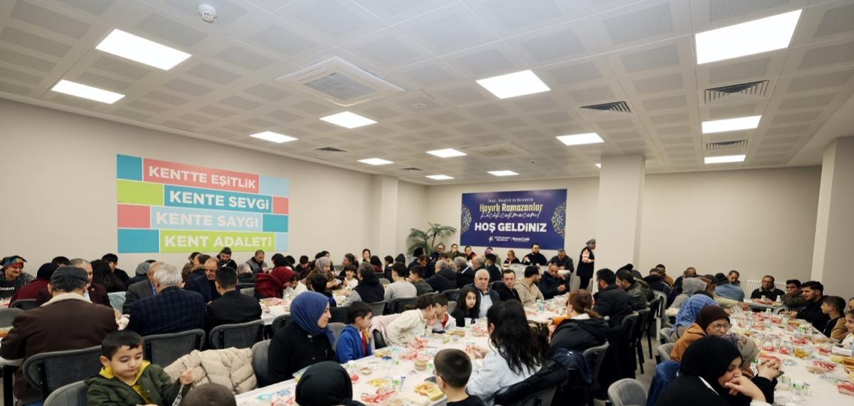 Küçükçekmece’de İftar Sofralarına ve Ramazan Etkinliklerine Yoğun İlgi