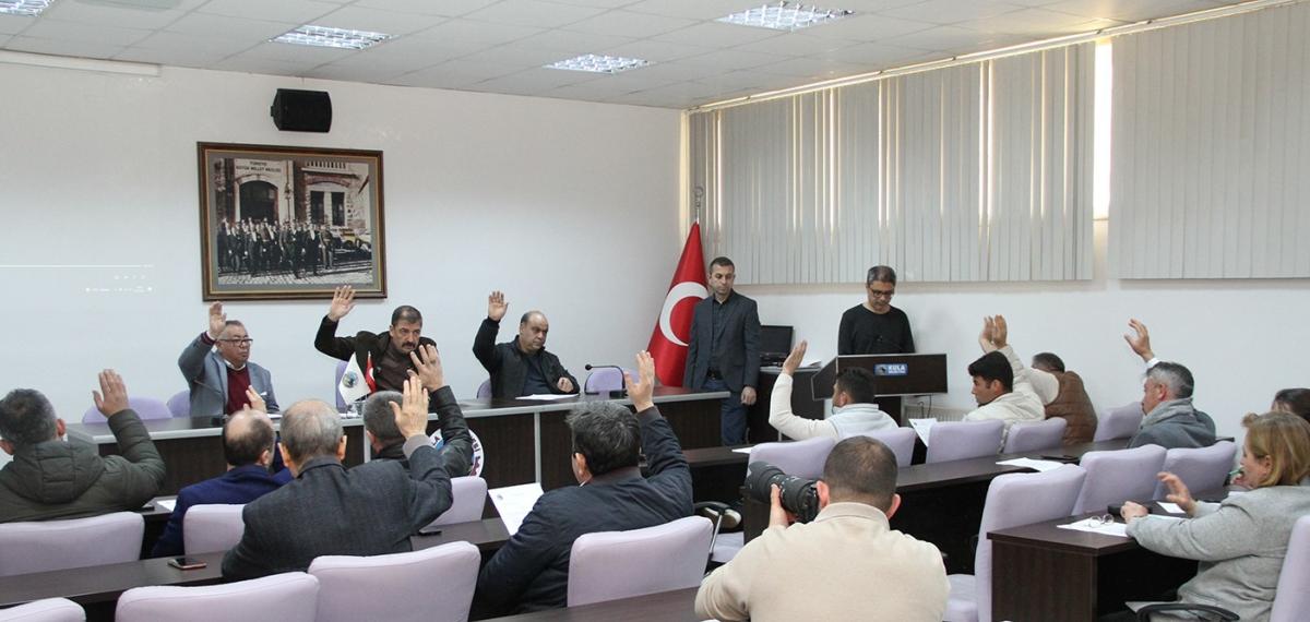 Kula Belediye Meclisi’nde Gerginlik