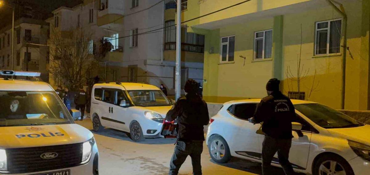 Kurşunlanan Evde Anne-Oğul Yaralandı