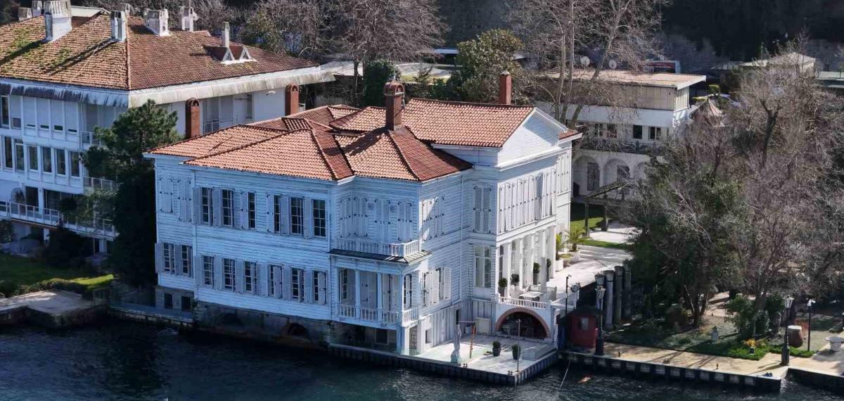 “Kurtlar Vadisi” ile Hafızalara Kazınan Yalı Satışta