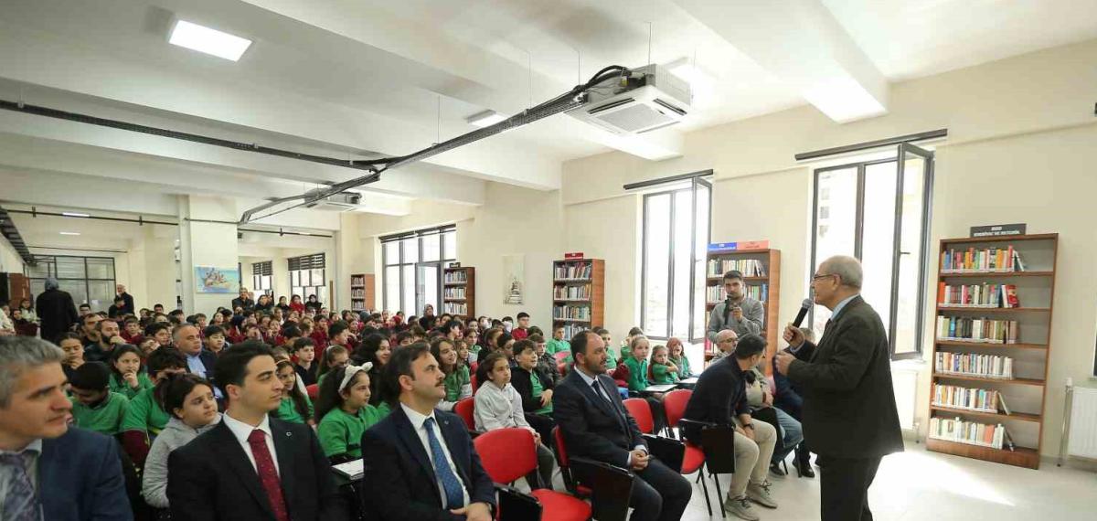 Kütüphane Haftası’na Özel Yazar-Okur Buluşmaları