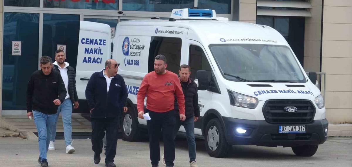 Market Tartışmasında Cinayete Kurban Giden 19 Yaşındaki Gencin Cenazesi Morgdan Alındı