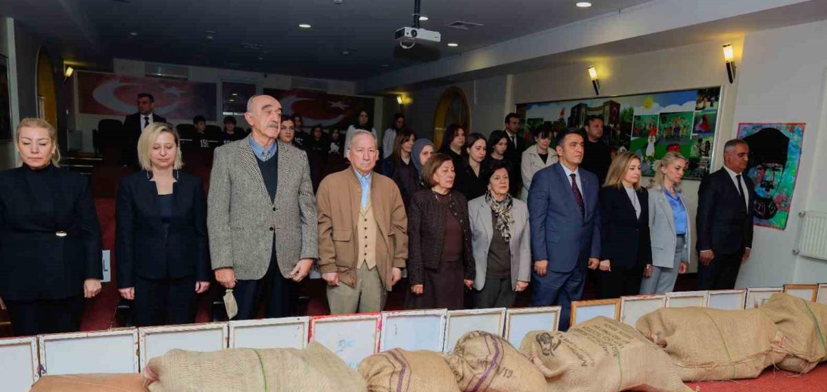 Minik Gkv’lilerin ’Analar ve Vatan’ Gösterisi Gururlandırdı