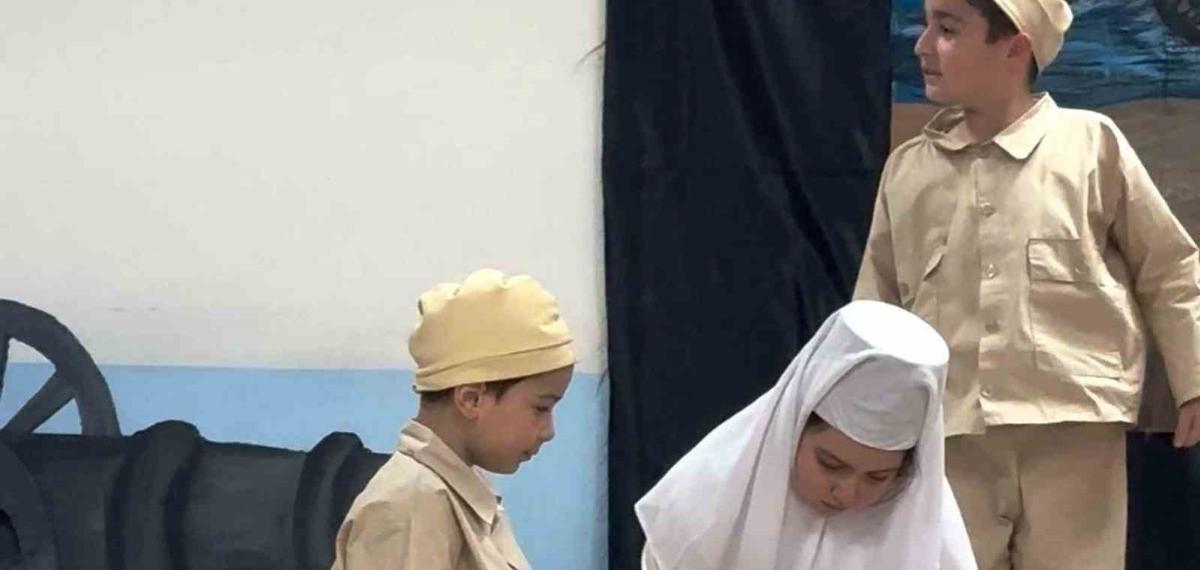 Minik Yürekler, Çanakkale Ruhunu Sahneye Taşıdı