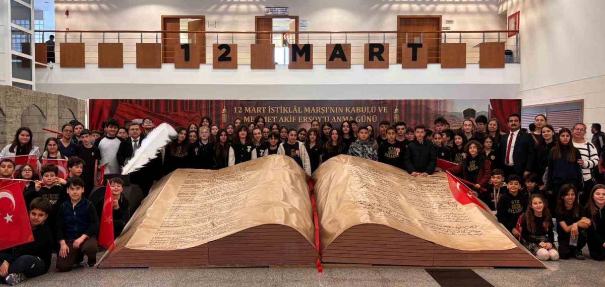 Mtk Koleji’nin Fuaye Sergisi Resmi 12 Mart Etkinliğine Damga Vurdu