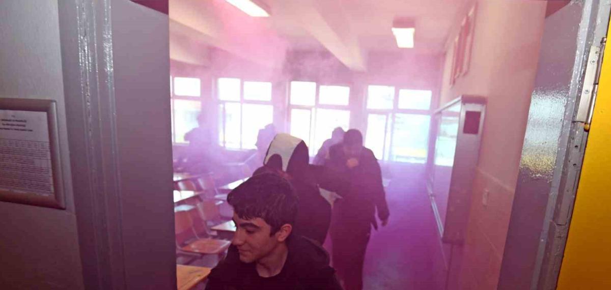 Osmangazi’de Gerçeğini Aratmayan Yangın Tatbikatı