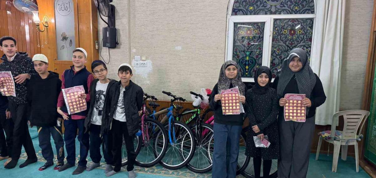 Osmaniye’de Teravih Namazı Çocukların Neşesiyle Şenleniyor