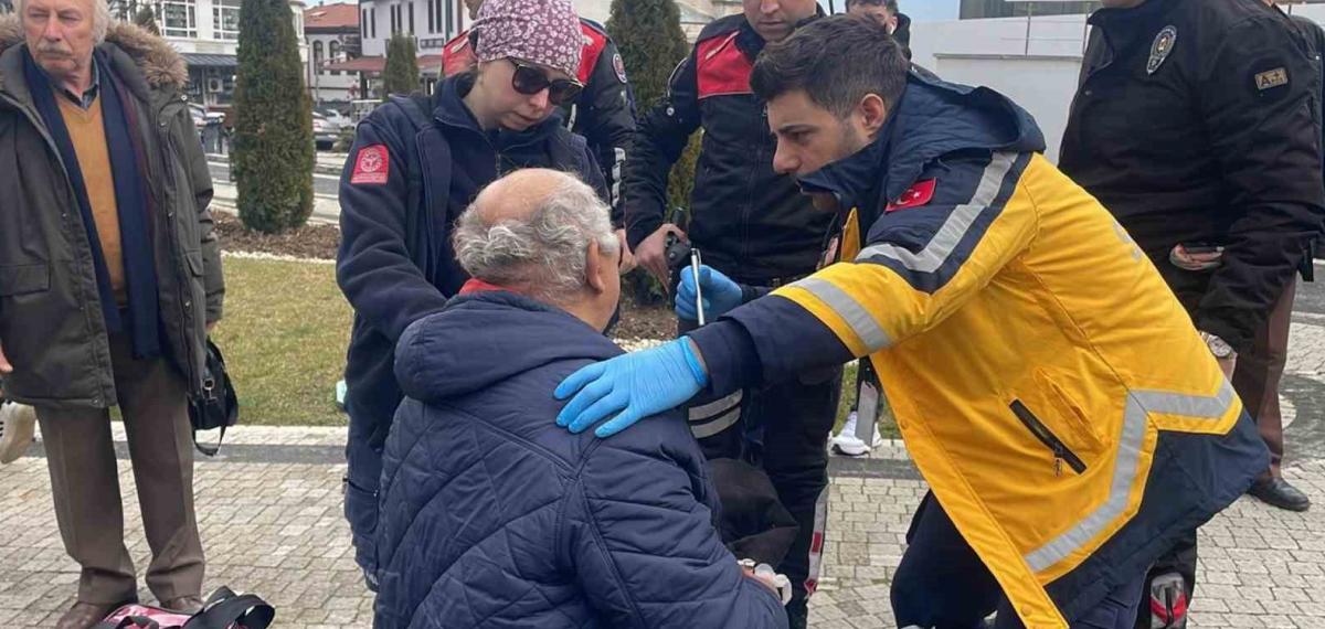 Parkta Darbettiği Yaşlı Adamın Ölümüne Neden Olan Üniversiteli Genç Tutuklandı