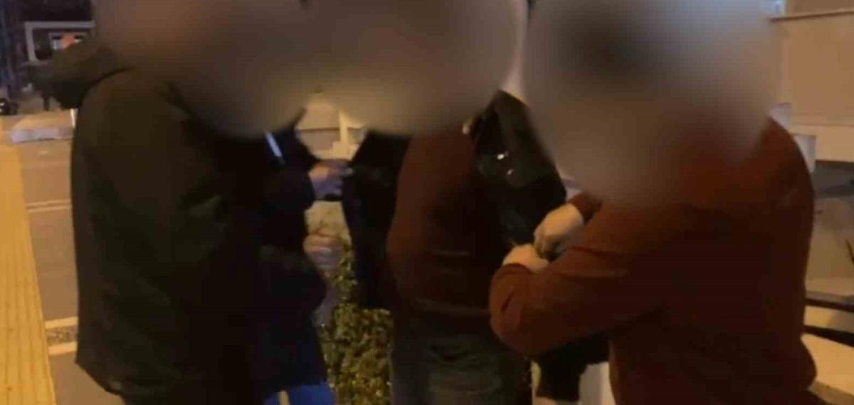 Polis, ’Rüşvet Dolarları’nı Ele Geçirdi