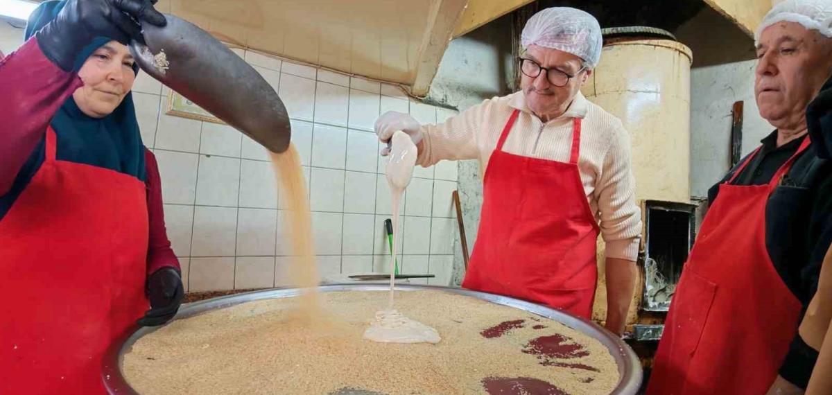 Ramazan Geleneği ’Susamlı Helva’ Tezgahlarda