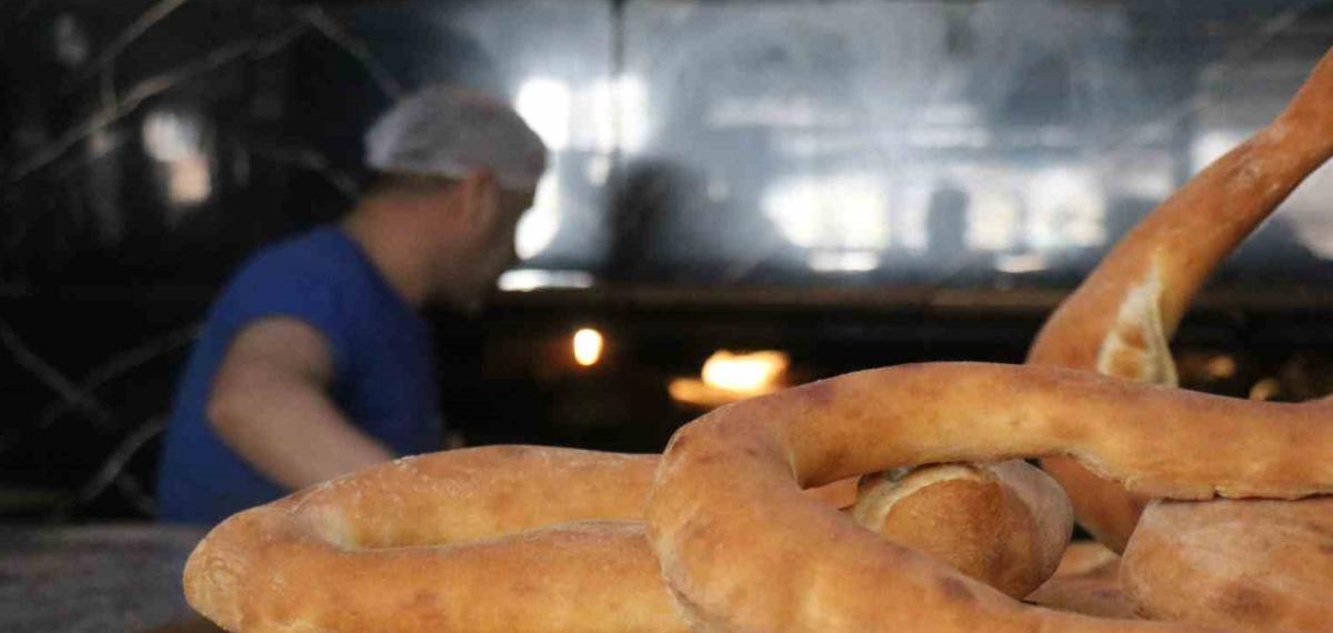Sahur Sofralarının Asırlık Konuğu: Ramazan Ayına Özel Halka Pide