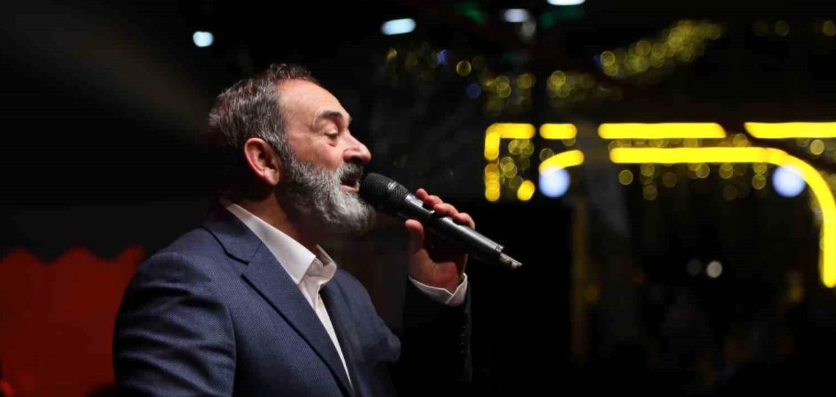 Şair Dursun Ali Erzincanlı Kağıthane’de Gönüllere Hitap Etti