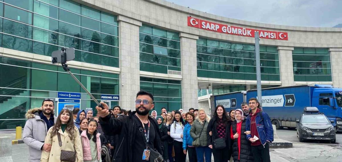 Sarp Sınır Kapısı’nda Yolcu Geçişi 5 Milyonu Aştı
