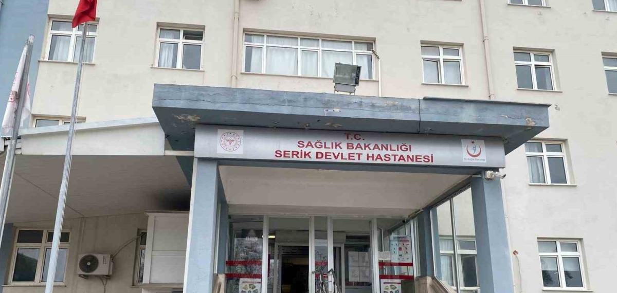 Serik’te Hasta Yakınları Doktor ve Hemşireye Saldırdı