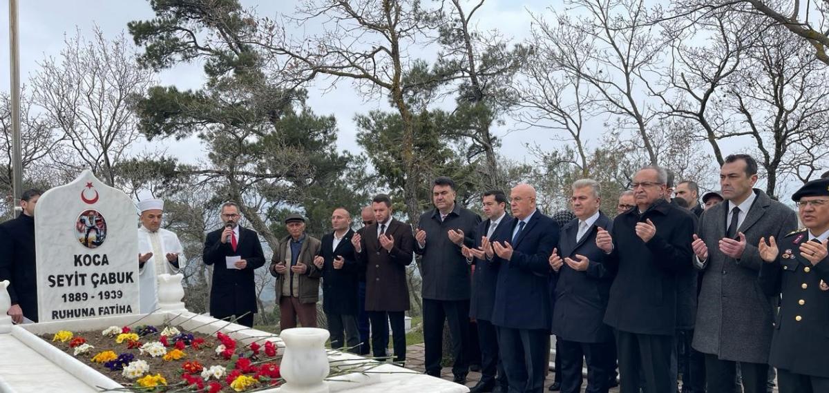 Seyit Onbaşı Kabri Başında Anıldı