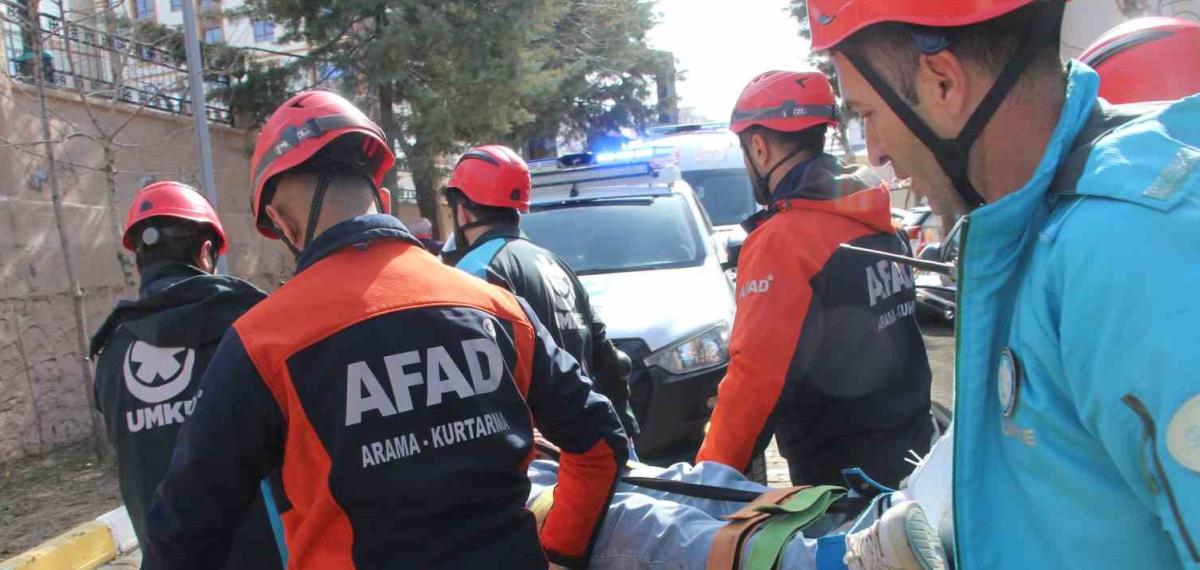 Şırnak’ta Deprem Tatbikatı Gerçeğini Aratmadı