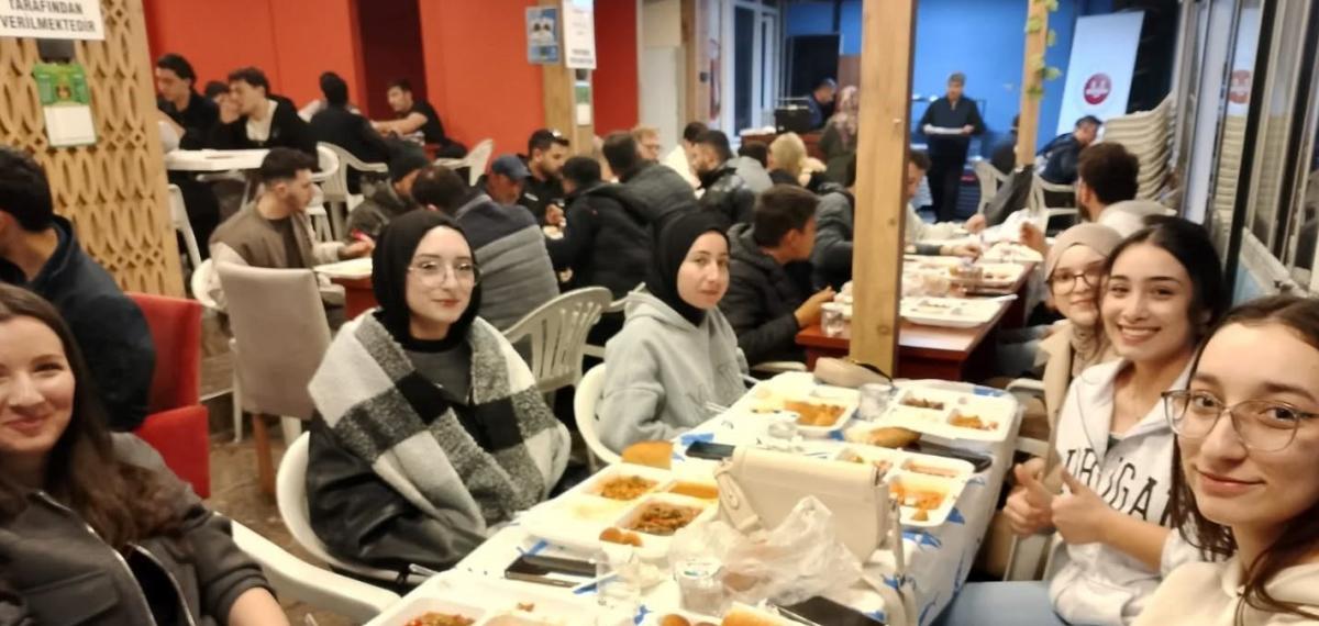 Söke’de Lise Öğrencileri İftar Programında Buluştu