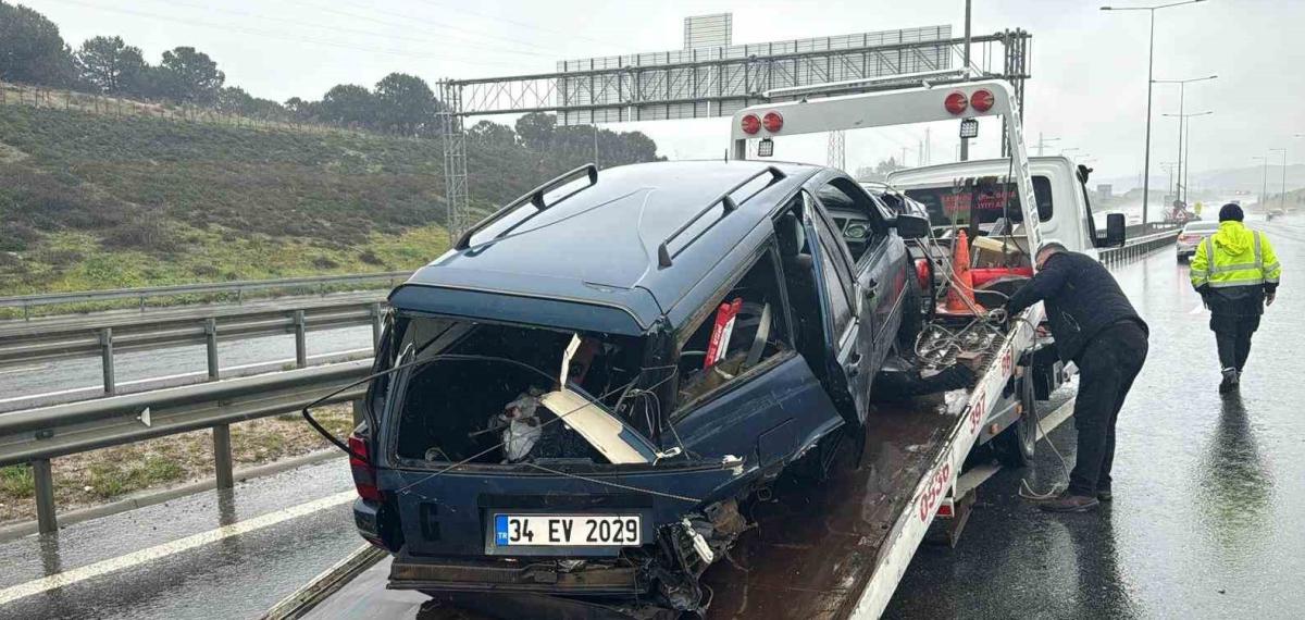 Sultangazi Cebeci Tüneli’nde Art Arda İki Kaza: 9 Yaralı