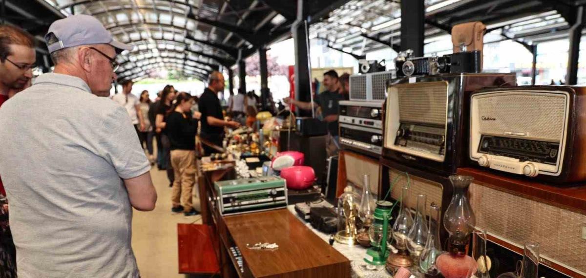 Talas’ta Antikacılar Ramazan’da da Buluşuyor