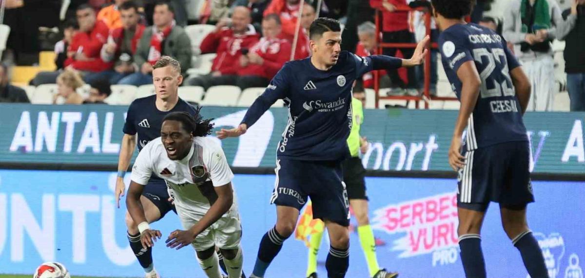 Trendyol Süper Lig: Antalyaspor: 1 – Gaziantep Fk: 4 (Maç Sonucu)