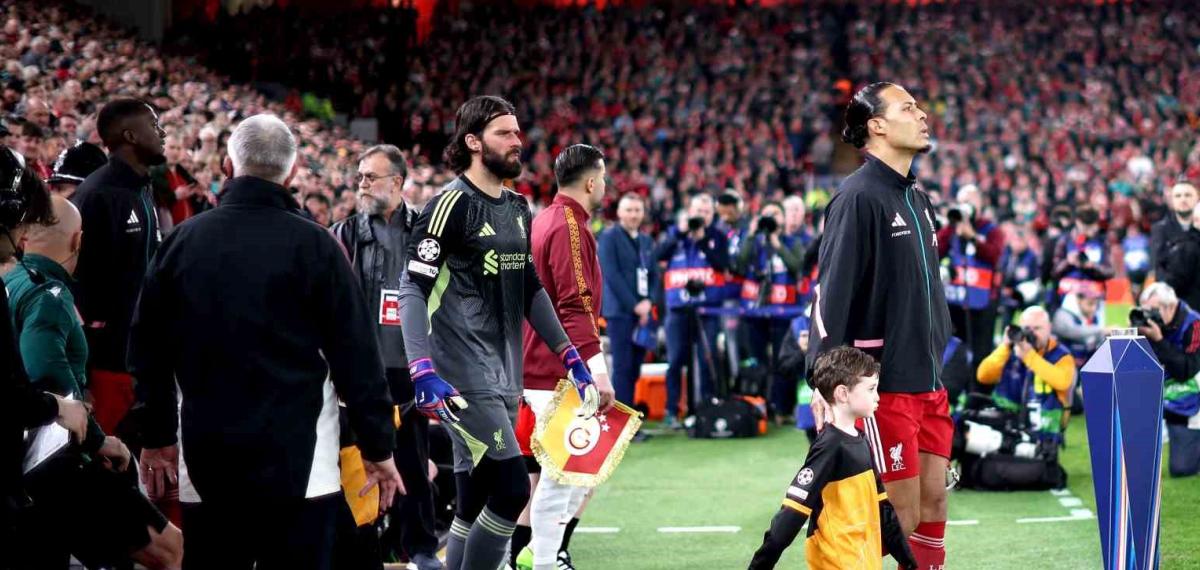 UEFA Şampiyonlar Ligi: Liverpool: 1 – Galatasaray: 0 (İlk Yarı)