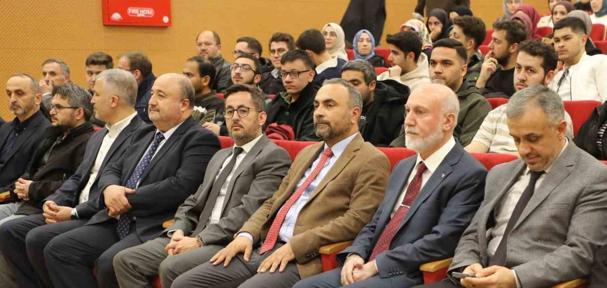 Üniversitesi Gençler Kur’an-I Kerim’i Güzel Okumak İçin Yarıştı