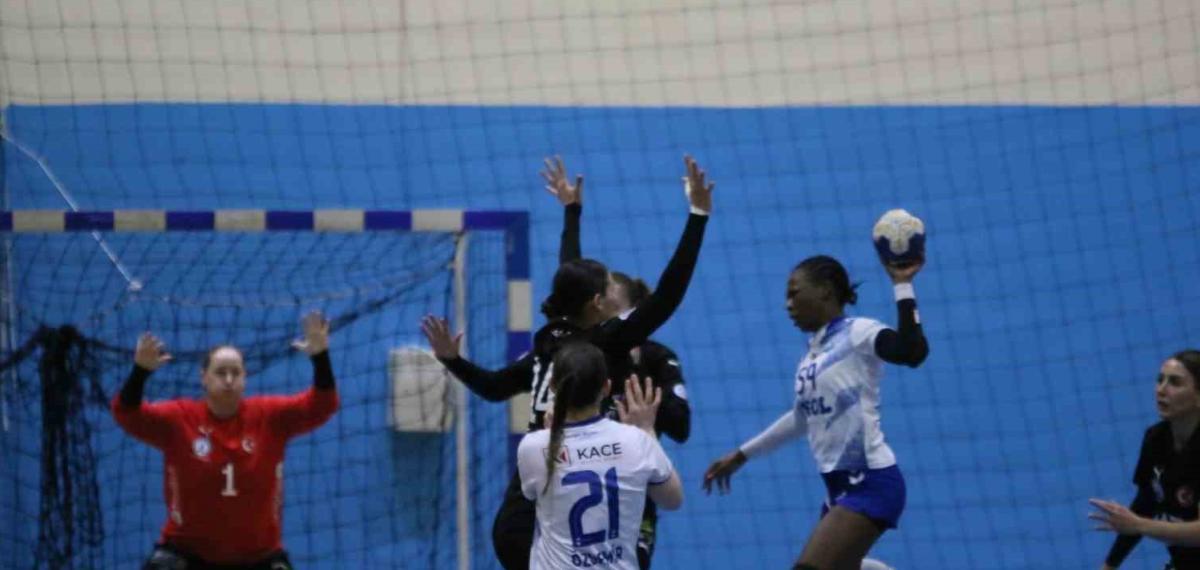 Yalıkavak Spor, Ortahisar’ı Farklı Geçti: 37-27