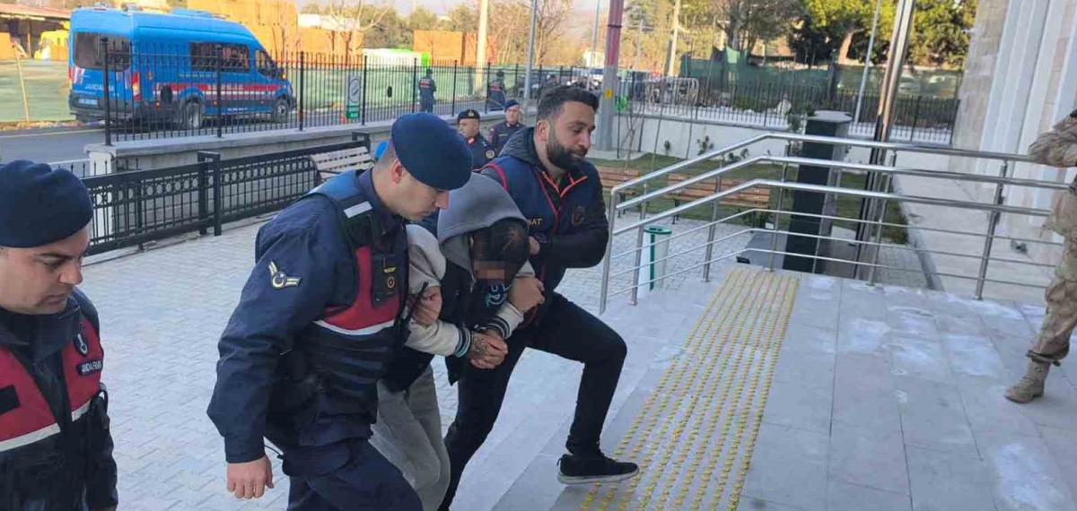 Yaşlı Çiftin Ölümüyle İlgili 4 Kişi Tutuklandı