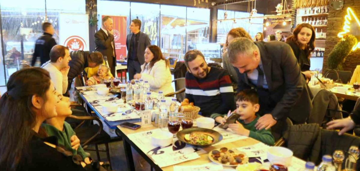 Yaşlılar, Engelliler ve Devlet Korumasında Yetişen Gençler İftarda Bir Araya Geldi