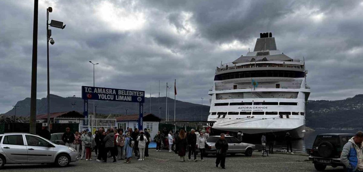 Yeni Yılın İlk Rus Turistleri Amasra’da