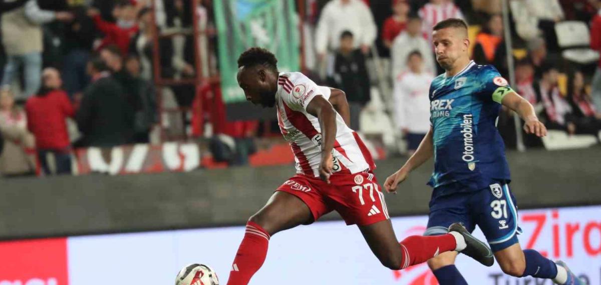 Ziraat Türkiye Kupası: Antalyaspor: 0 – Samsunspor: 0 (İlk Yarı)