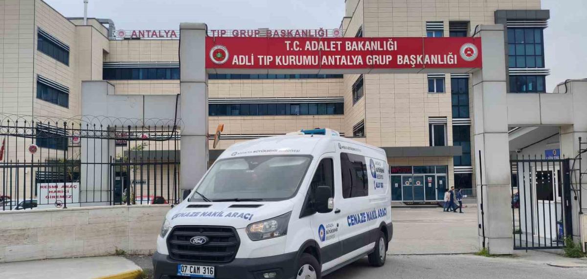 17 Yaşındaki Sürücünün Ölümüne Sebep Olduğu Küçük Çocuğun Cenazesi Ailesine Teslim Edildi