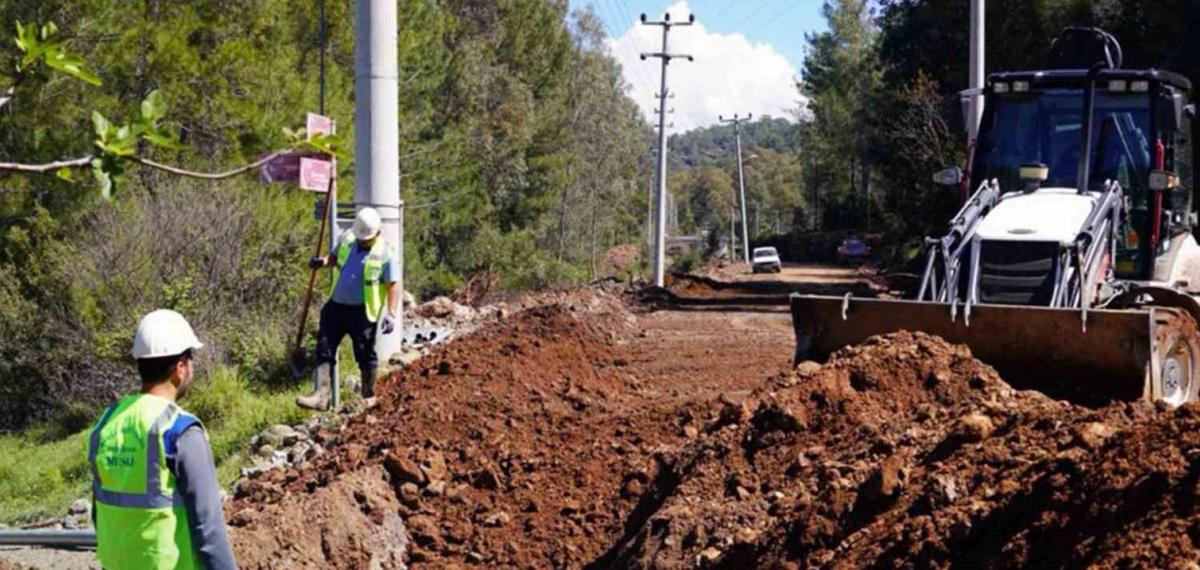3 Bin 800 Metrelik Su İsale Hattı Yenilendi