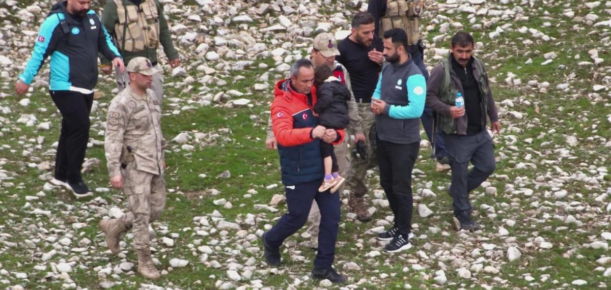 Afad Zamanla Yarıştı: Siirt’te Kaybolan 3 Yaşındaki Kız Çocuğundan Müjdeli Haber