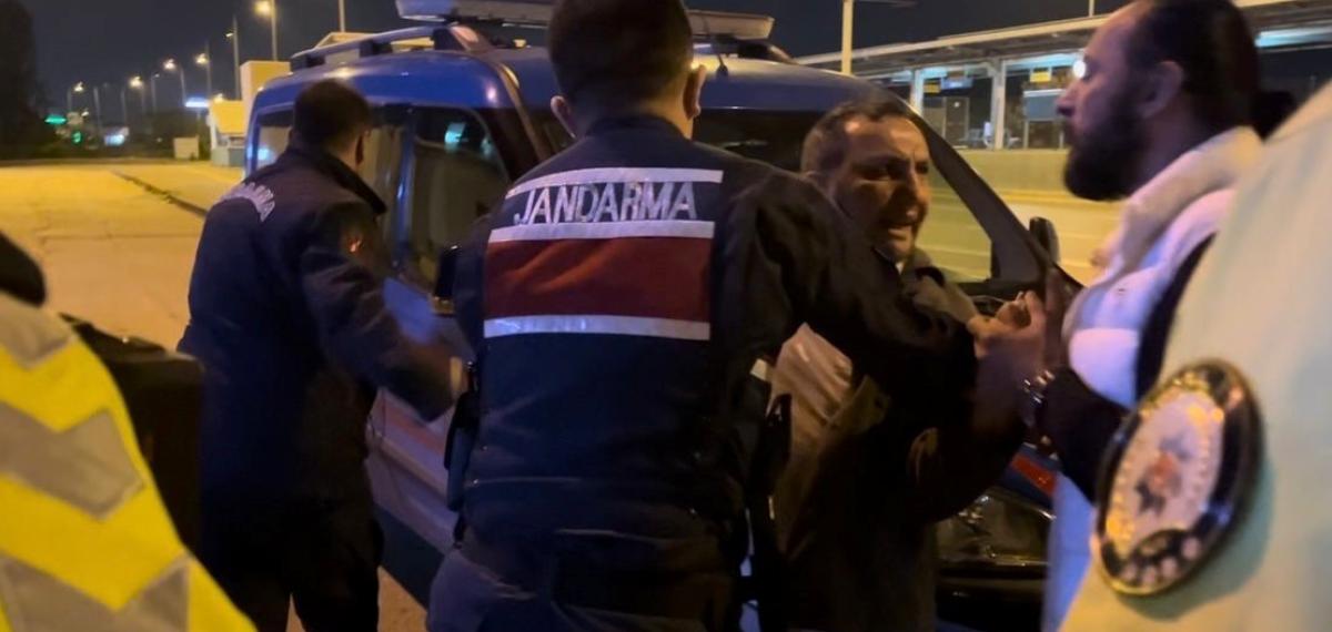 Alkollü Yakalandı Polise Hakaretten Gözaltına Alındı