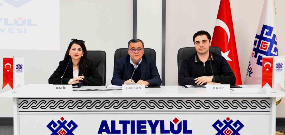 Altıeylül Meclisinde Tüm Siyasi Partilerden Tam Uzlaşı