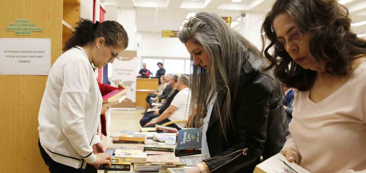 Anadolu Üniversitesi’nde ’81 İlde Kitap Okuyoruz’ Etkinliği Düzenlendi