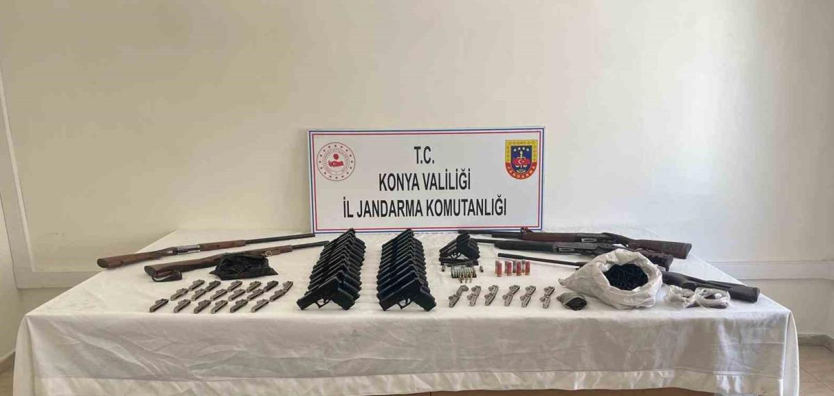 Antalya ve Konya’da Jandarmadan Silah Kaçakçılığı Operasyonu