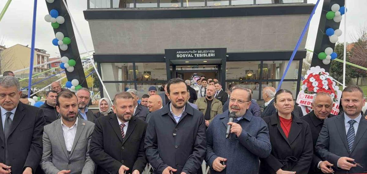 Arnavutköy’de 3 Yeni Eser Hizmete Açıldı, Yaşam Merkezinin Temeli Atıldı