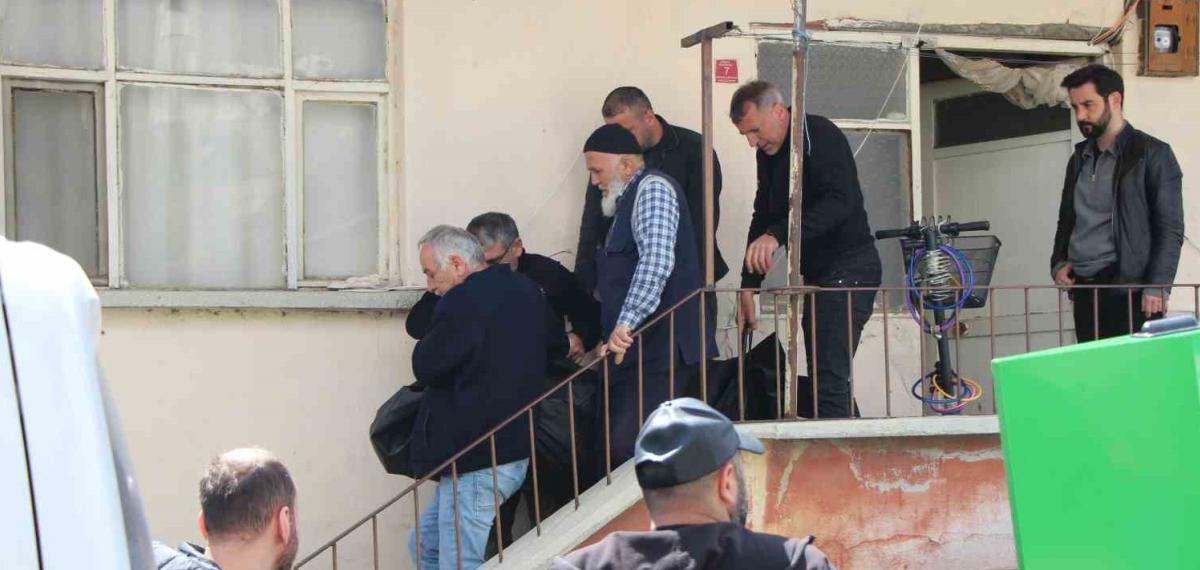 Aynı Evde 11 Yıl Arayla İkinci Soba Faciası: Bu Kez Baba ve Oğlu Hayatını Kaybetti