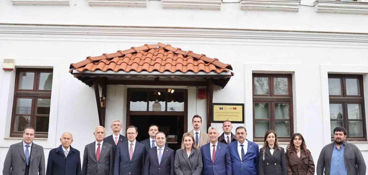 Bakan Bolat’tan Kosova’da Kfor Karargahı’na Ziyaret