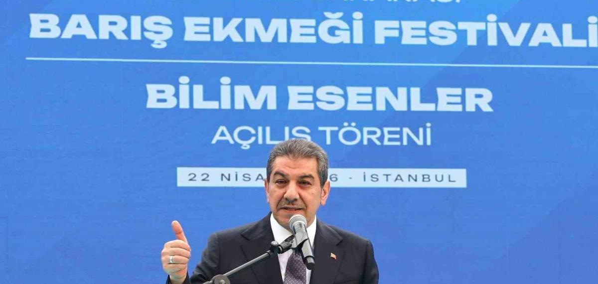 Bakan Kacır’dan Esenler’e Müjde: “İlçeye Muhteşem Bir Teknopark Kazandırıyoruz”
