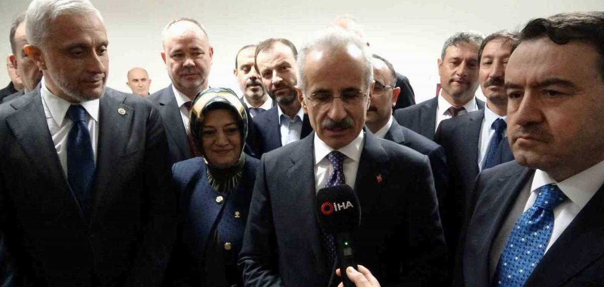 Bakan Uraloğlu: “Simav-Abide Yolu İçin İhale Süreci Tamamlandı ve Sözleşme Aşamasına Geçildi”