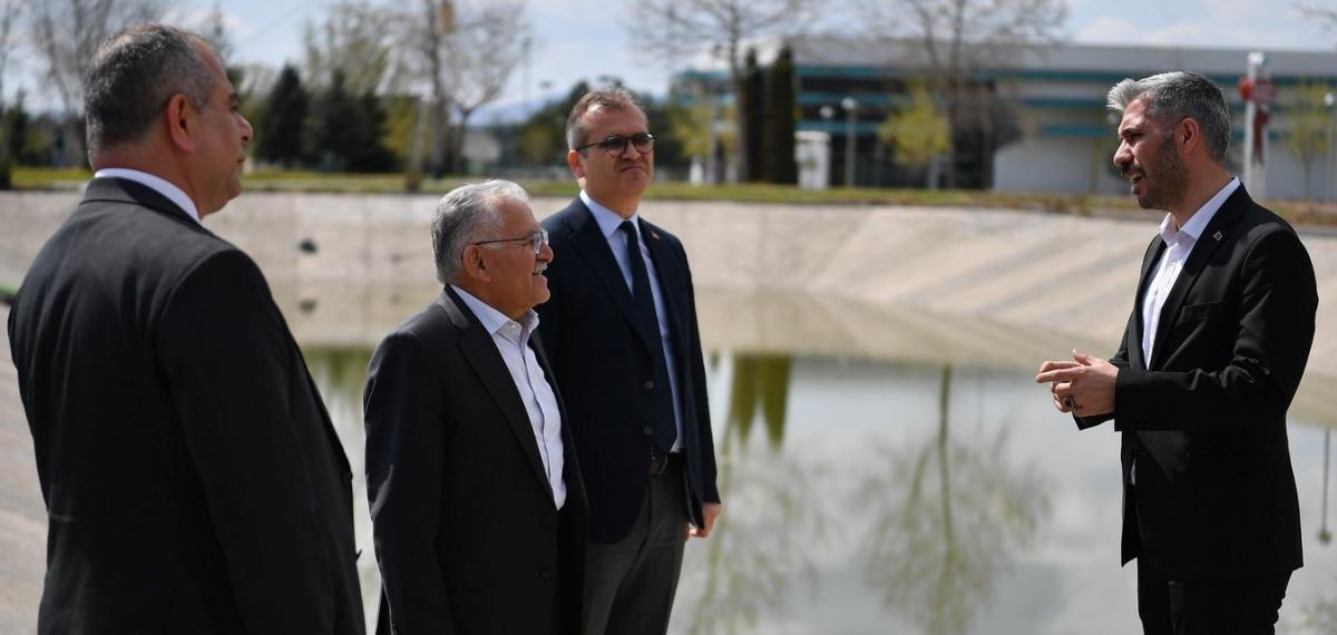 Başkan Büyükkılıç’tan Kayseri’ye İç Anadolu’nun En Büyük Aquaparkı Müjdesi