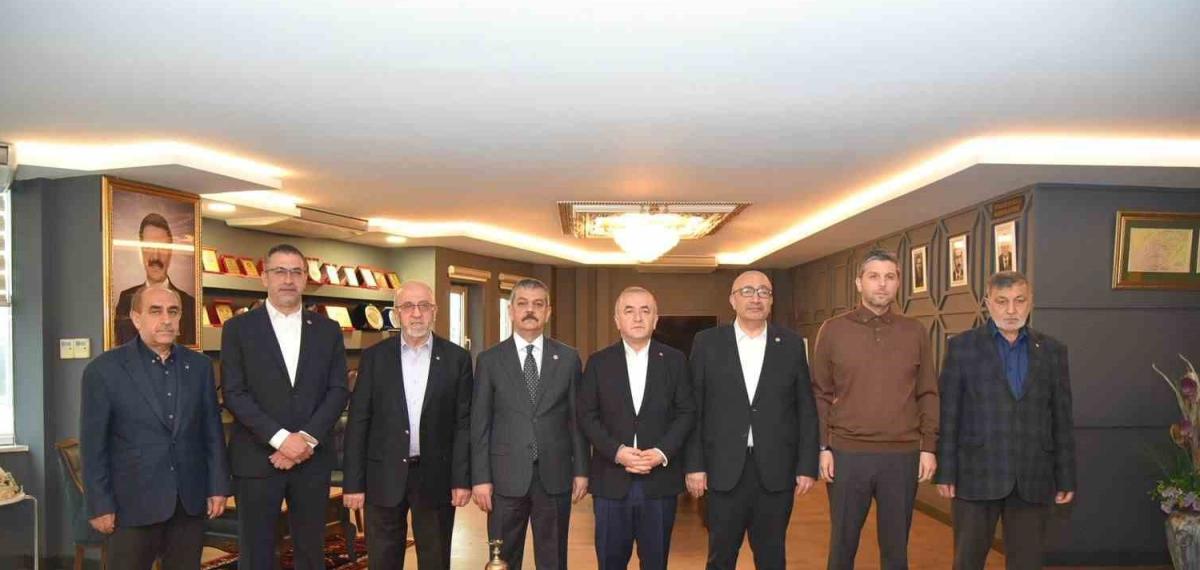 Başkan Dumandağ, “Elazığ’ı Daha İleriye Taşınması İçin Çalışmalarımızı Kararlılıkla Sürdüreceğiz”