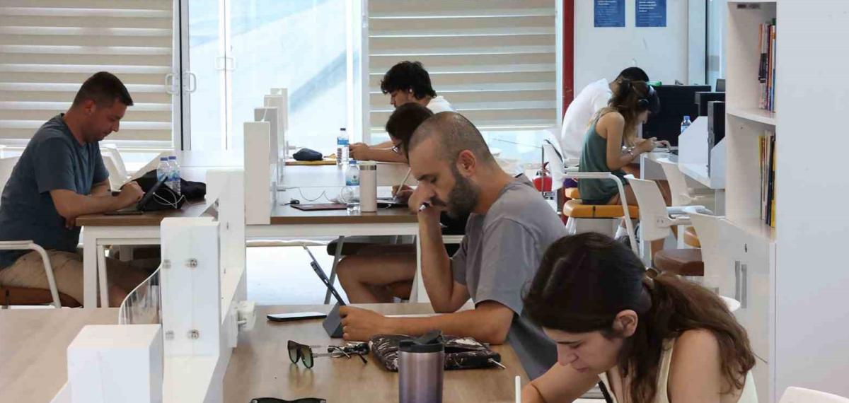 Bilginin Merkezi Kütüphanelere Yoğun İlgi